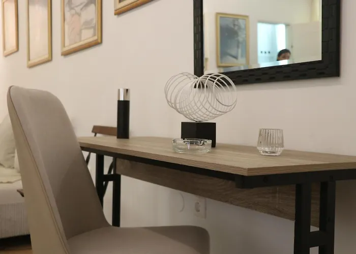 D2Suite Στα Λαδάδικα Θεσσαλονίκη